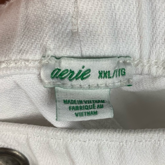 Aerie White Distressed Boyfriend Shorts - Picture 6 of 7